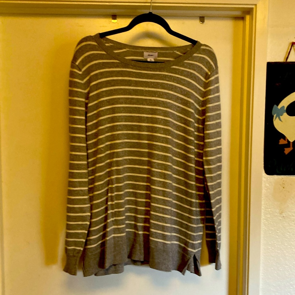 New Old Navy women’s plus size XXL sweater.